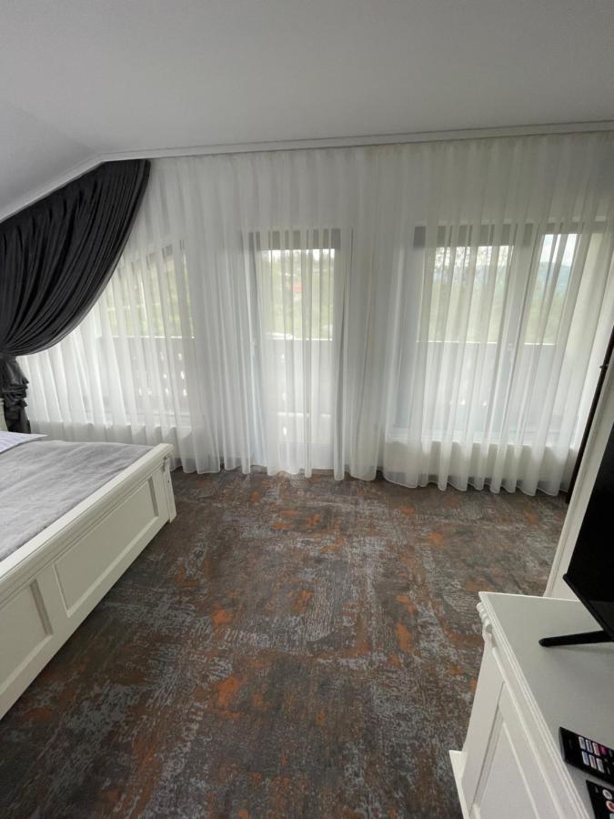 Pensiunea Alexolar New One Arada Экстерьер фото